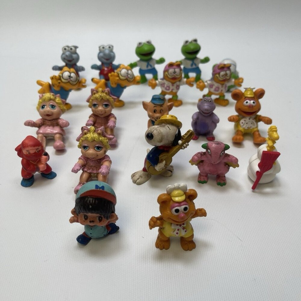 Lot of 20+ Vintage 80s 90s Collectible Figures | Muppets Garfield Peanuts +++